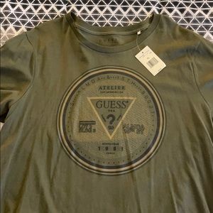 Guess T-shirt